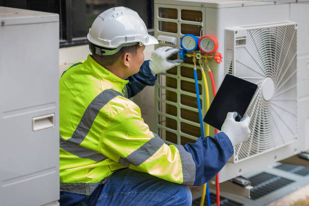 Professional Hvac Maintenance technician working in Aquashicola, PA